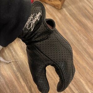 Harley-Davidson Perforated Leather riding  Gloves  - Signature Style.